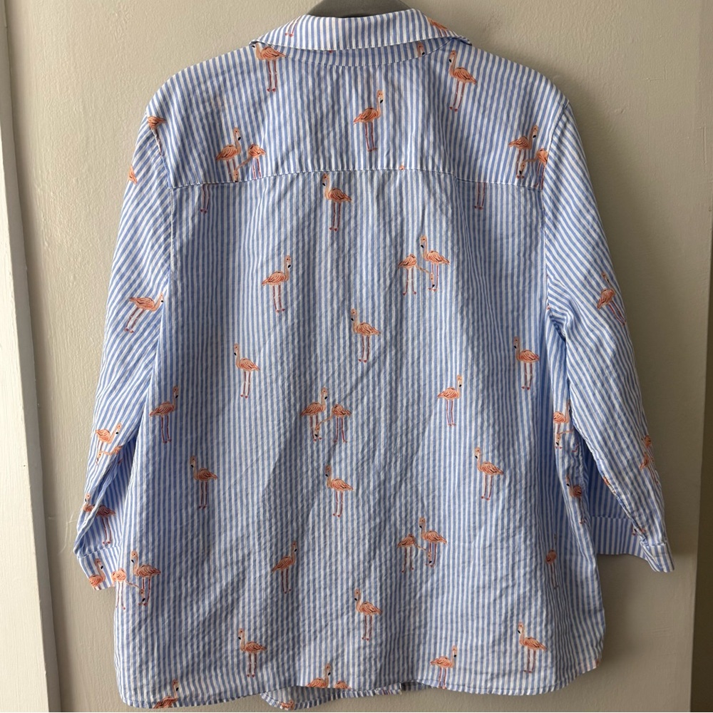 Chico’s Flamingo Stripe Button Down Shirt Size 2 L Blue White Cotton Tropical - Picture 3 of 7